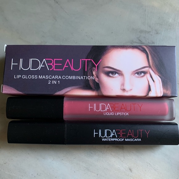 Makeup Bundle - Picture 6 of 10